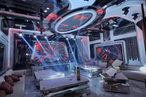 蚌埠火爆夜场招聘女模特电话，夜场不谈感情确保每日收入